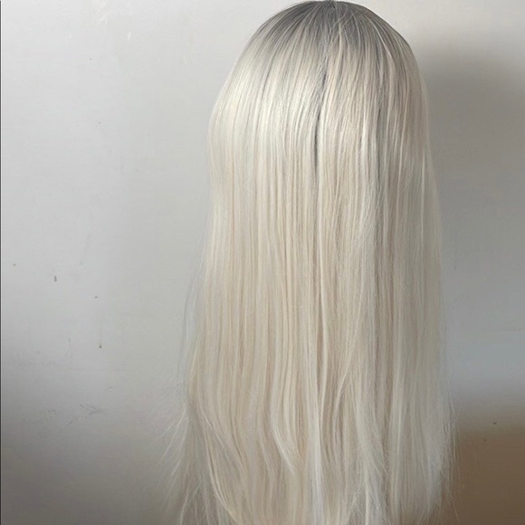 - 💫24” BLONDE OMBRÉ NATURAL STRAIGHT LACE FRONT WIG - Picture 8 of 12